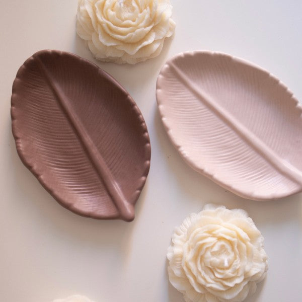 Leaf Jesmonite Tray – Handmade Decorative Tray for Candles, Jewelry, or Home Decor